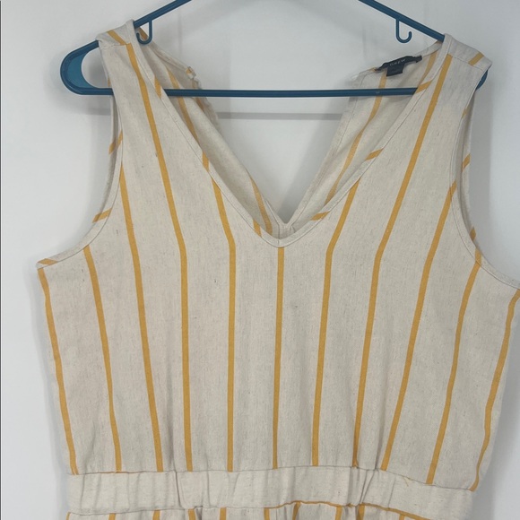 Anthropology Drew Striped Cream and yellow cropped short Jumpsuit made USA - Picture 4 of 6